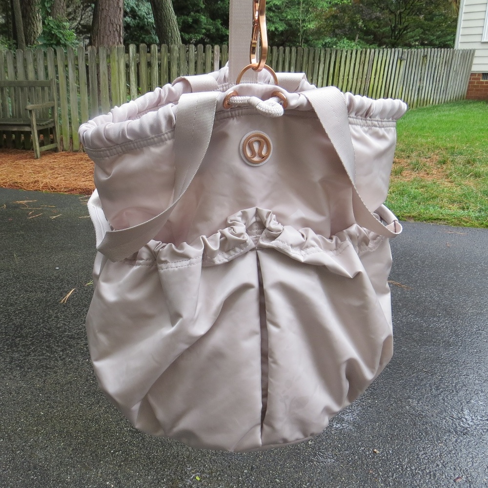 Large Gray Lululemon Workout Bag